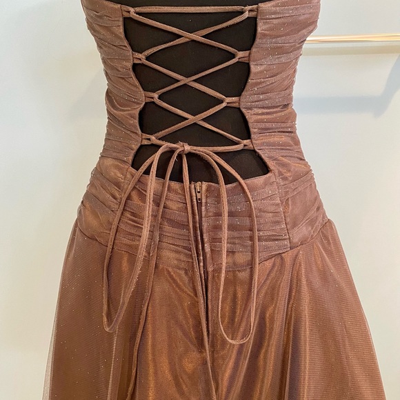 Masquerade. Used brown sparkling dress, corset back and rhinestone embellishment - Picture 6 of 6
